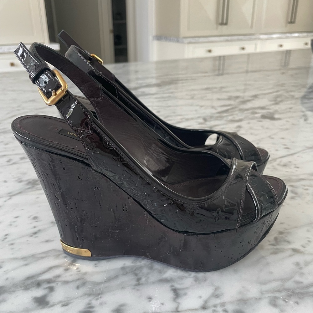 Louis Vuitton Monogram Vernis Pantheon Wedge Size 37